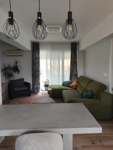 Mi Casa Es Tu Casa Apartment เซบีญา ภายนอก รูปภาพ